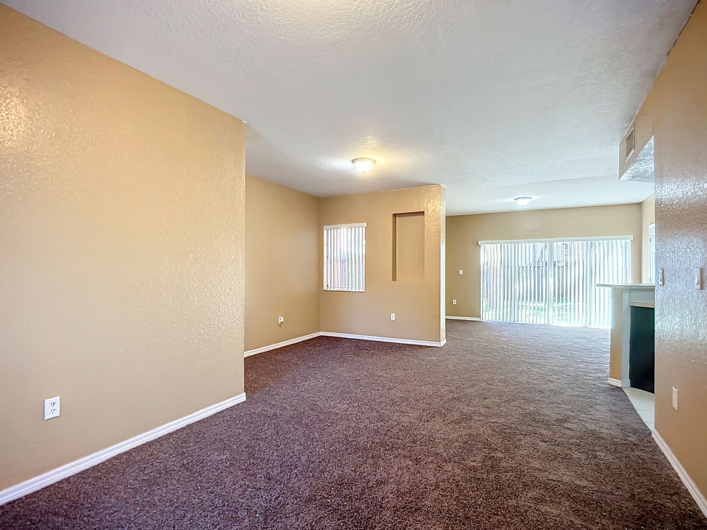 Building Photo - 965 SW 6th Ct