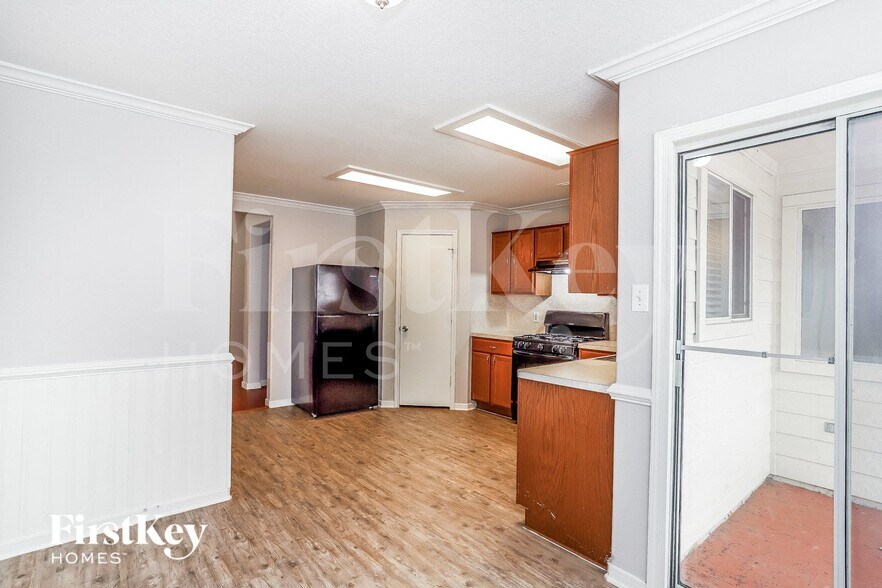 Building Photo - 19407 Dawn Canyon Rd