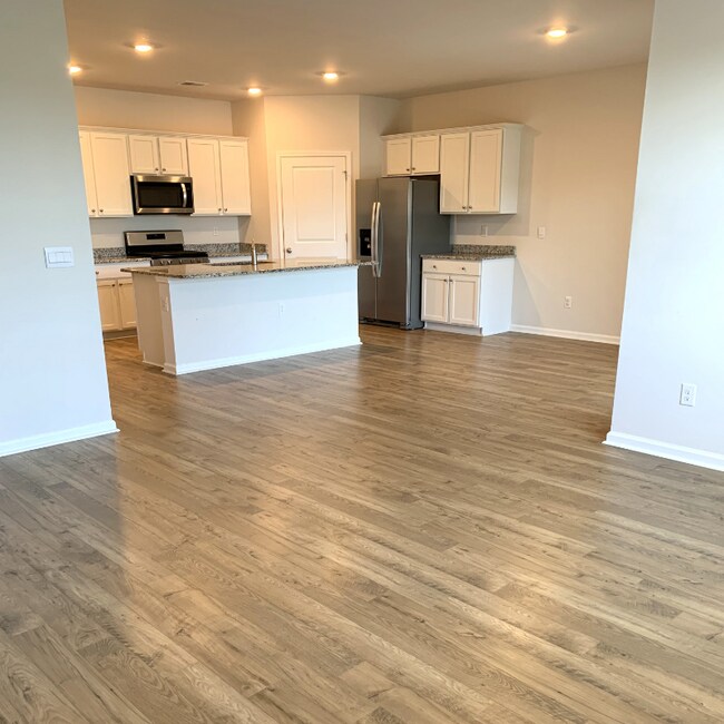 Building Photo - 246 Marauder Dr