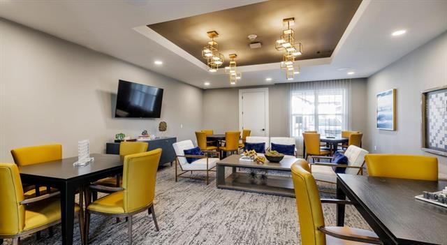 Building Photo - 4925 Scott Rd