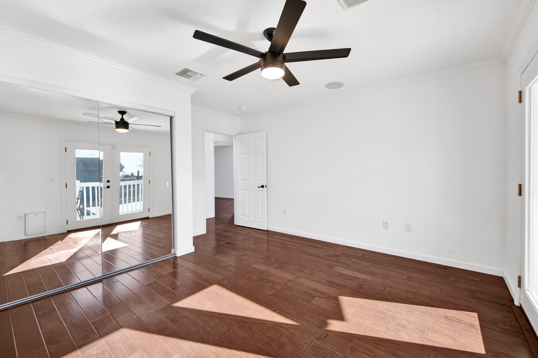 Building Photo - 2124 Reservoir St