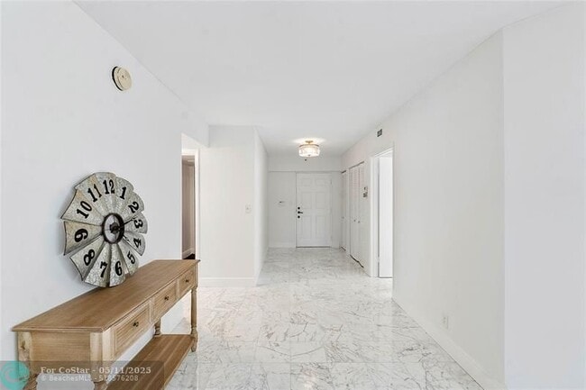 Building Photo - 7579 Imperial Dr