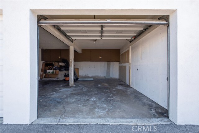Building Photo - 8541 Emerson Cir
