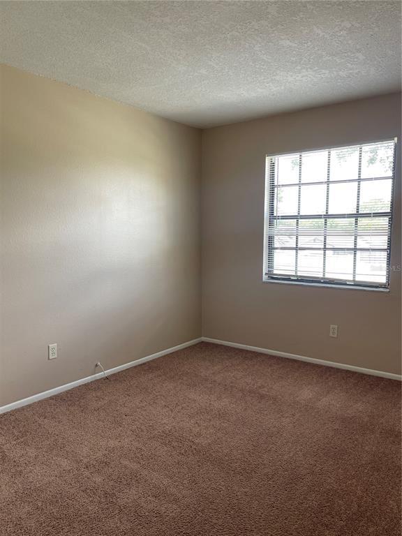 Building Photo - 10821 Kenbrook Dr