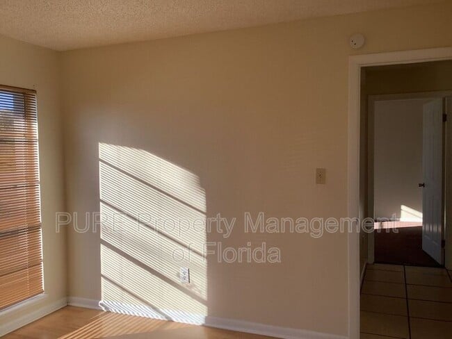 Building Photo - 2985 SE 55th Ave