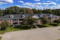 Building Photo - 937 Heritage Ct