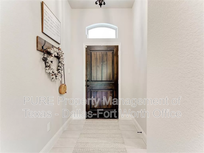 Building Photo - 1612 Town Creek Cir