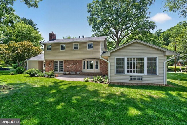 Building Photo - 6905 Stonewood Ct
