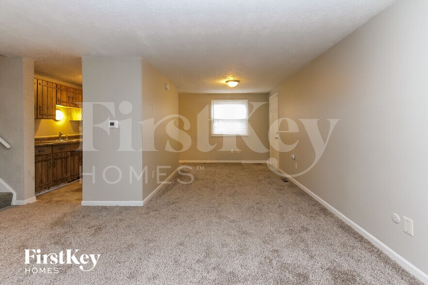 Building Photo - 5717 Hacienda Ct
