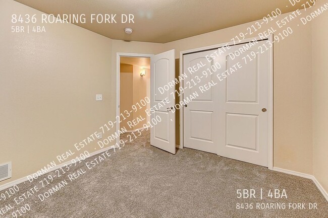Building Photo - 8436 Roaring Fork Dr