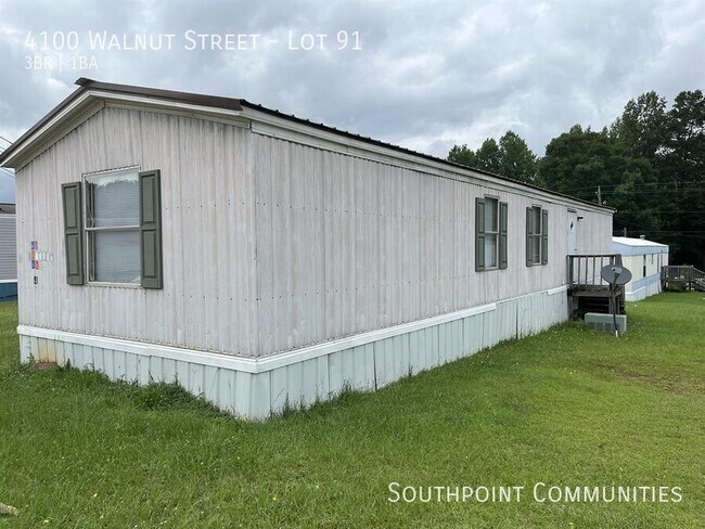 Building Photo - 4100 Walnut St