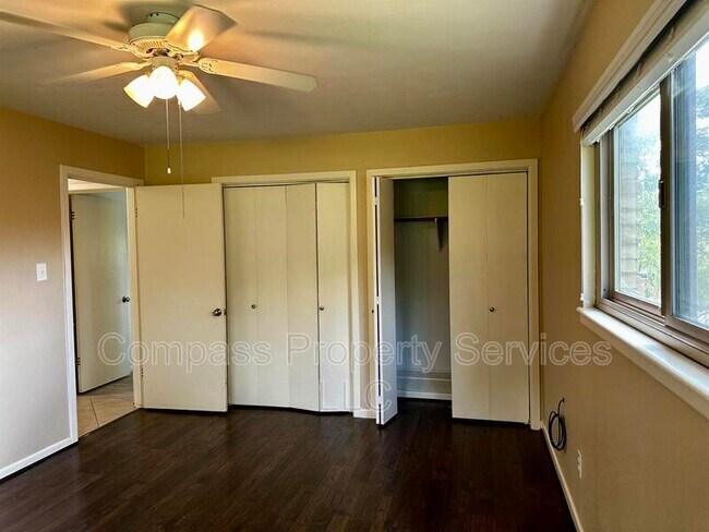 Building Photo - 8919 Whippoorwill Dr