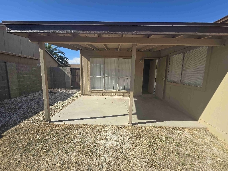 Building Photo - 7121 W Sierra Vista Dr