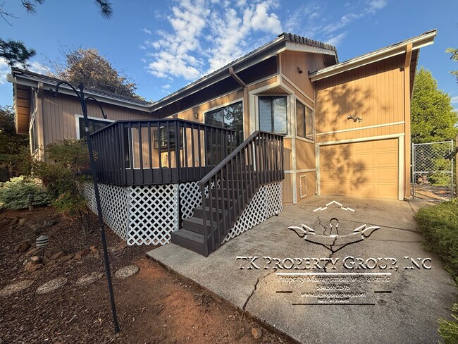Building Photo - 17574 Patricia Way