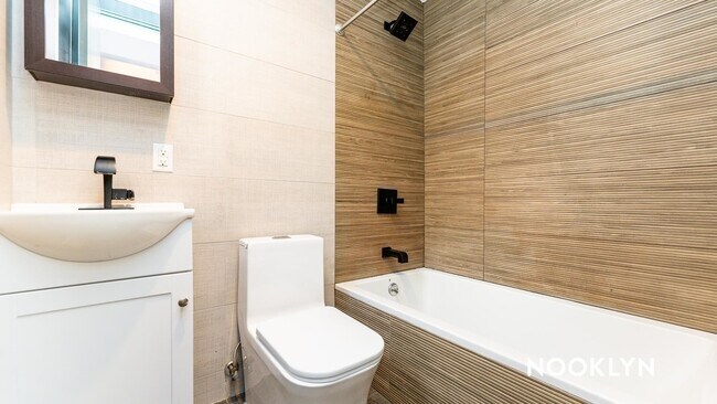 Building Photo - 530 Driggs Ave