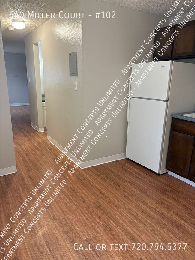 Building Photo - 640 Miller Ct