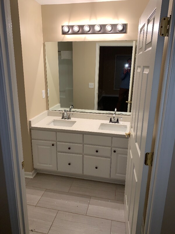 Building Photo - 2501 Huntscroft Ln