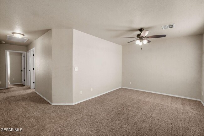 Building Photo - 3836 Loma Cristobal