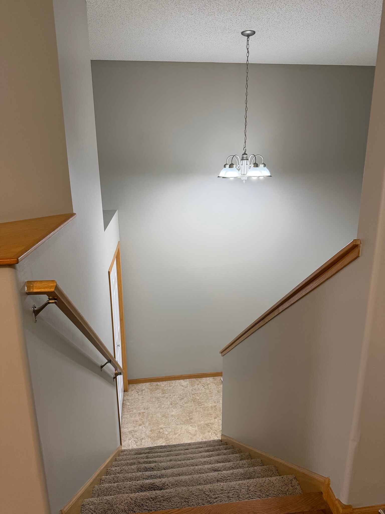 Entry - 1226 45th Ave NE