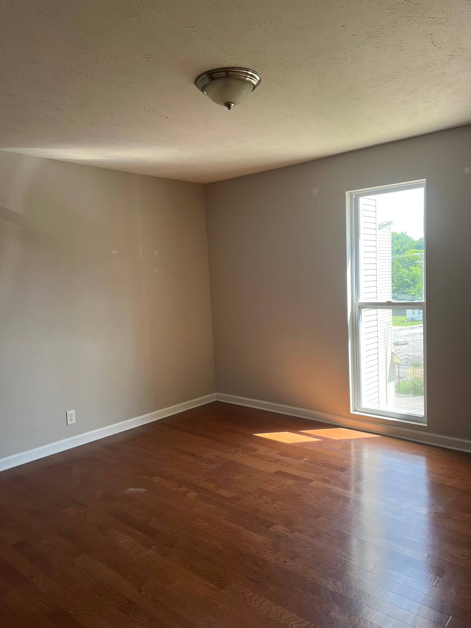 Building Photo - 420 Elysian Fields Rd