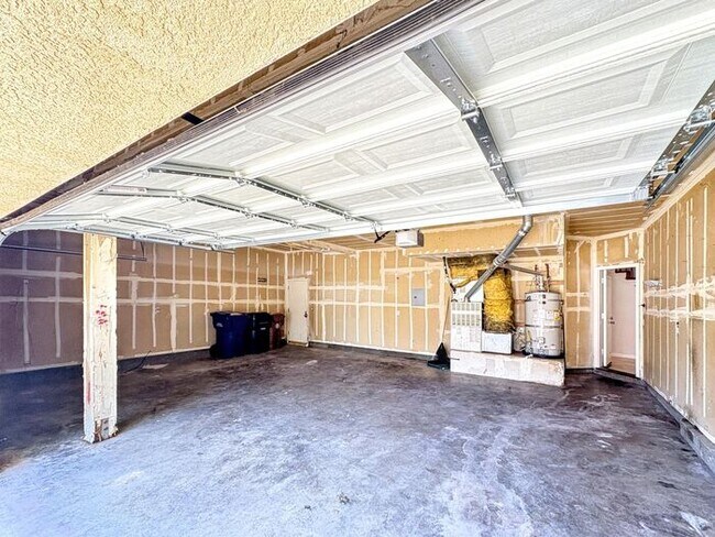 Building Photo - 1905 Paradise Peak Ct