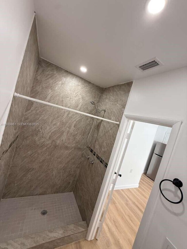 Building Photo - 25948 SW 132nd Ave