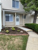 Building Photo - 13 Inwood Ter