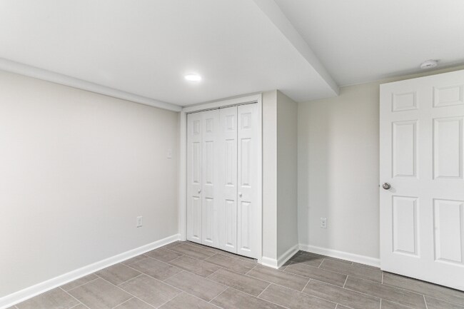 Building Photo - 2230 Amelia St