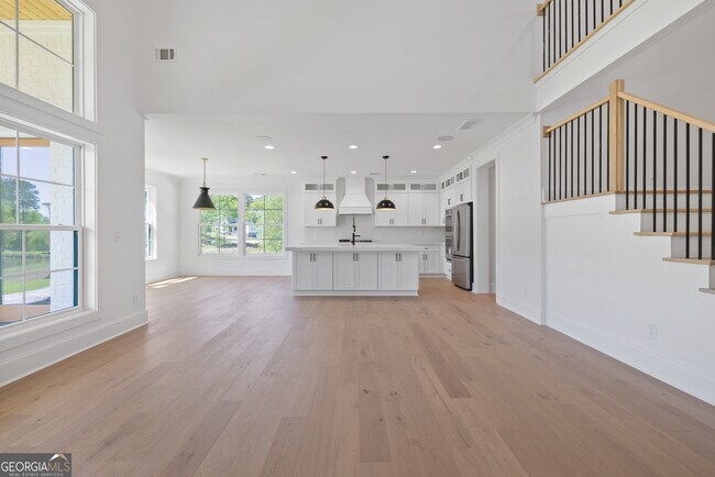 Building Photo - 1270 Glen Eagle Dr