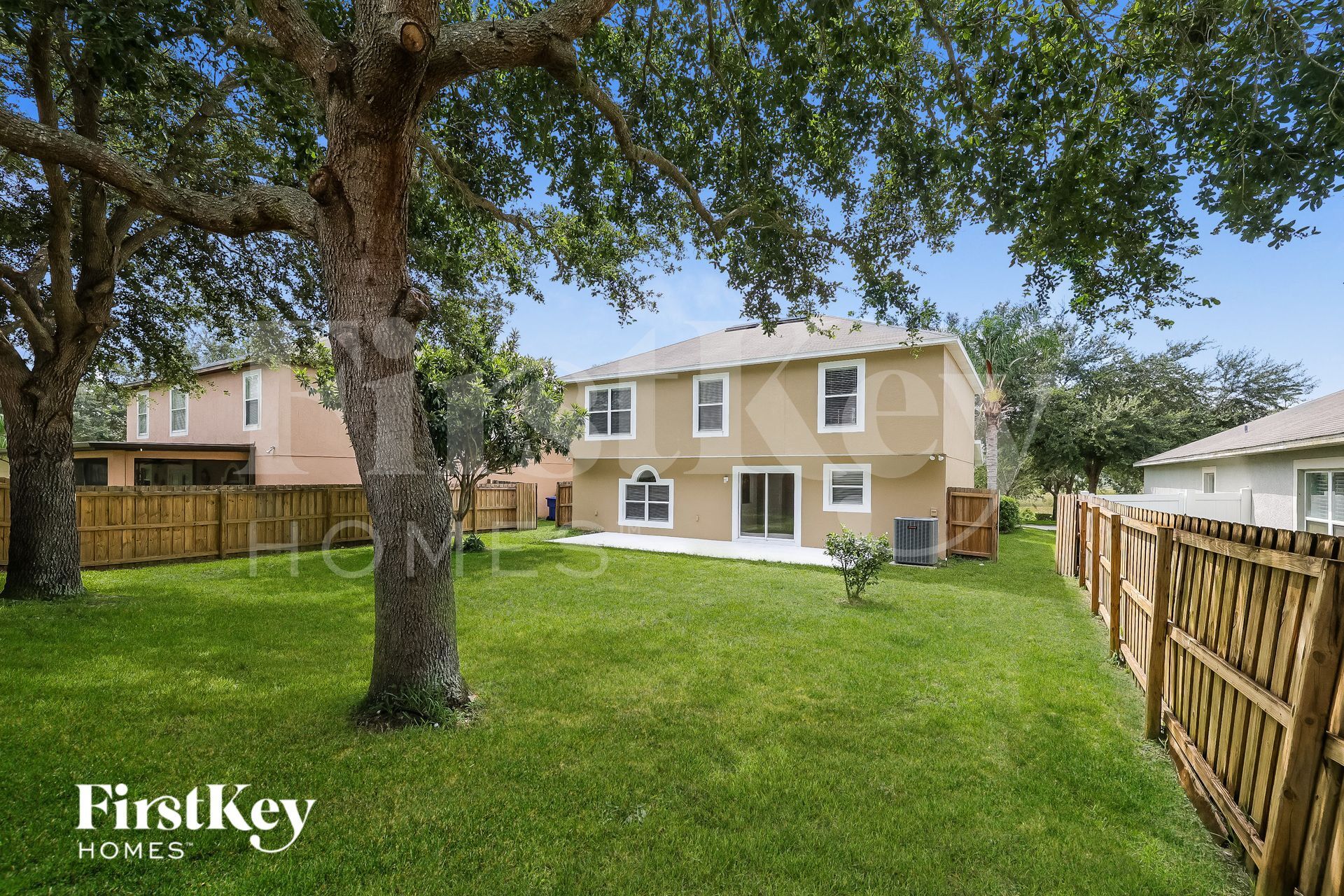 Building Photo - 104 Cabrillo Dr