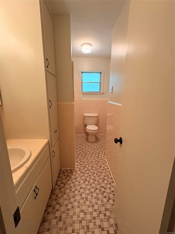 Building Photo - 1738 Fairforest Dr