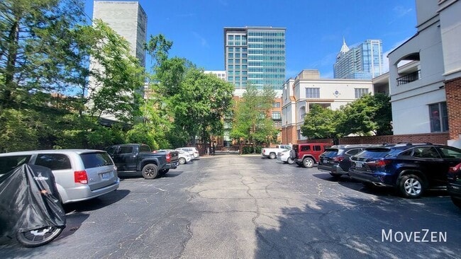 Building Photo - 208 E Davie St