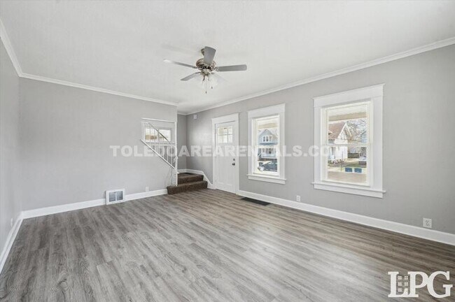 Building Photo - 630 Colima Dr