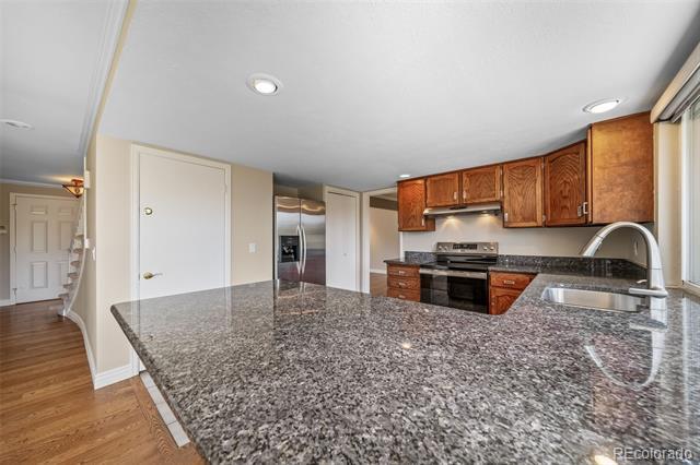 Building Photo - 6521 S Pontiac Ct