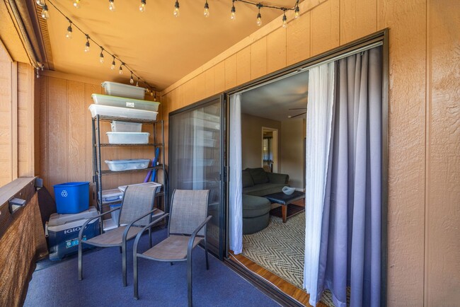 Building Photo - Maui Lani Terraces D-204 – Furnished 1 Bed...