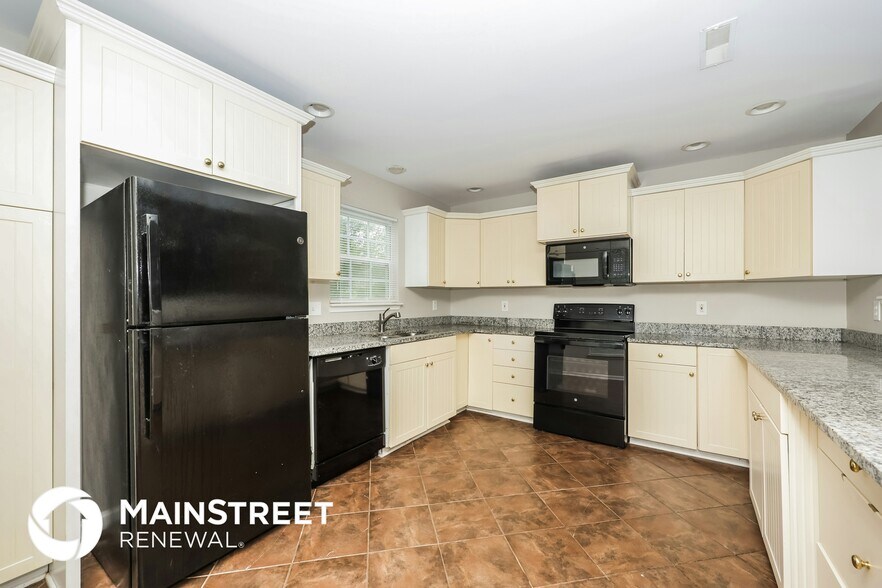 Building Photo - 548 Windy Rd