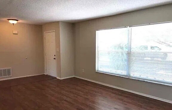 Building Photo - 12113 Mangloe Ct