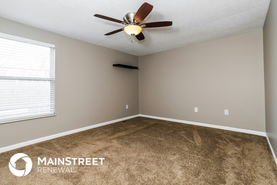 Building Photo - 4784 Orangeburg Dr