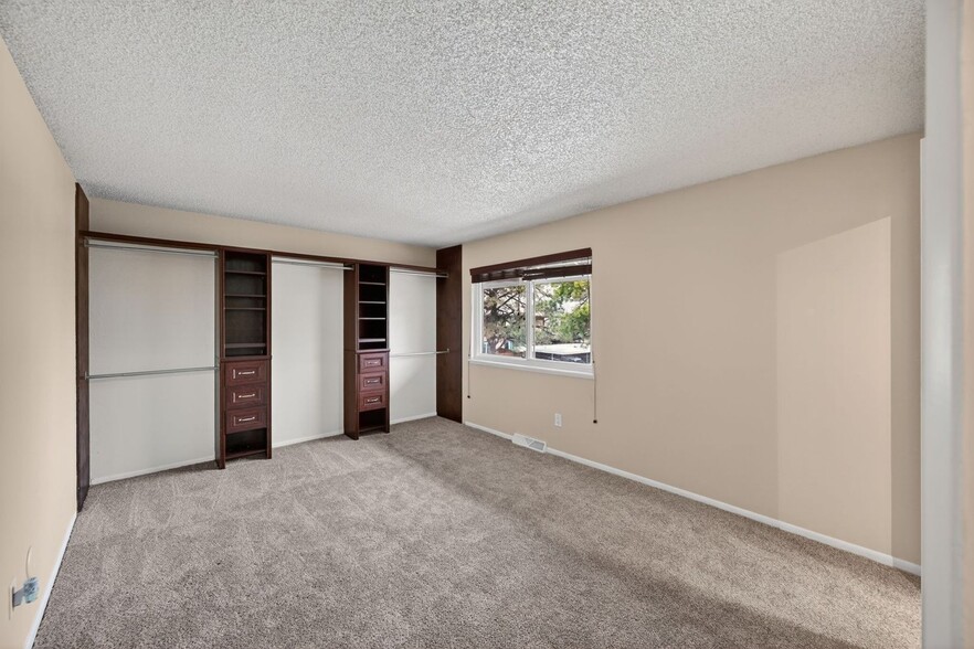 Building Photo - 3766 S Granby Way