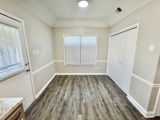 Building Photo - 4446 Broad Creek Cove