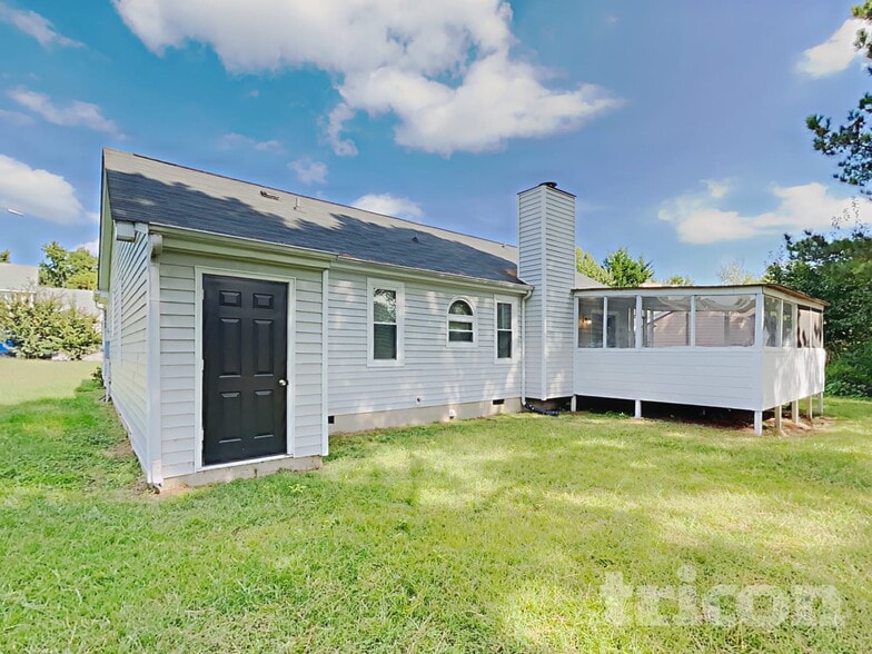 Building Photo - 3520 Lytham Pl