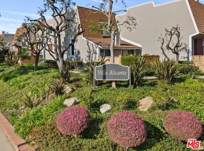 Building Photo - 4305 Alla Rd