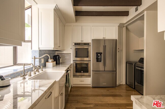 Building Photo - 1248 23rd St