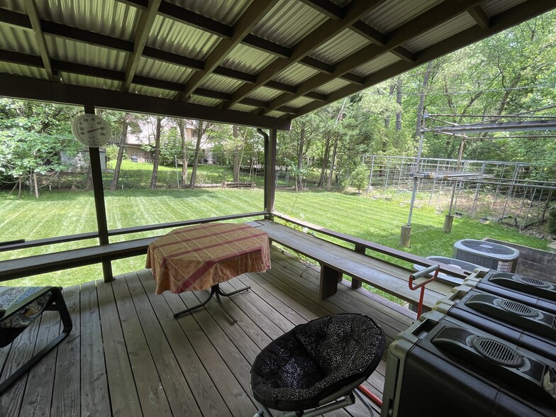 shared back porch - 725 Purdue St