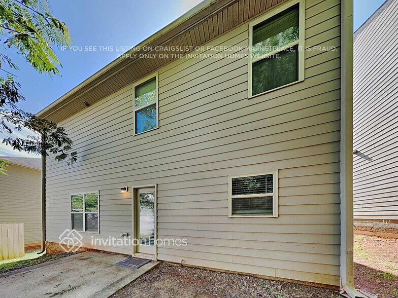 Building Photo - 148 Cassady Ln