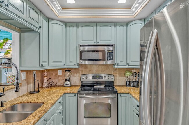 Building Photo - 12400 Overseas Hwy