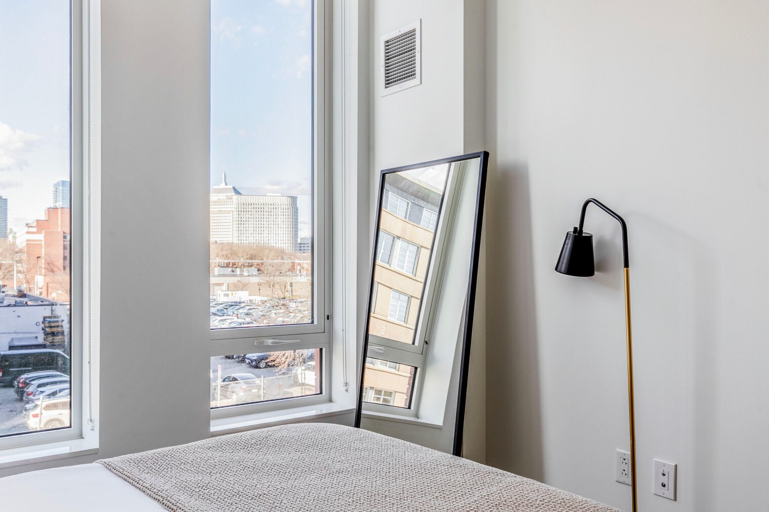 Building Photo - 390 Harrison Ave