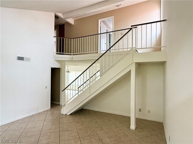 Building Photo - 135 Primero Way