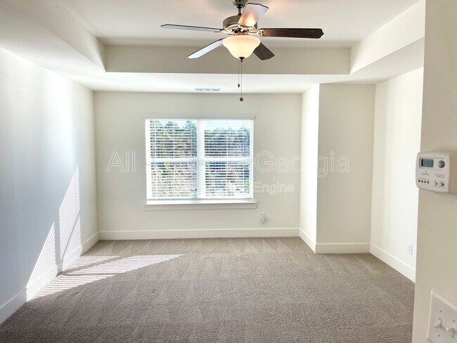 Building Photo - 5859 Greystone Dr