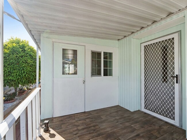 Building Photo - Cozy 3 bedrooms, 2 bathrooms, cover patio and carport available in San Marcos